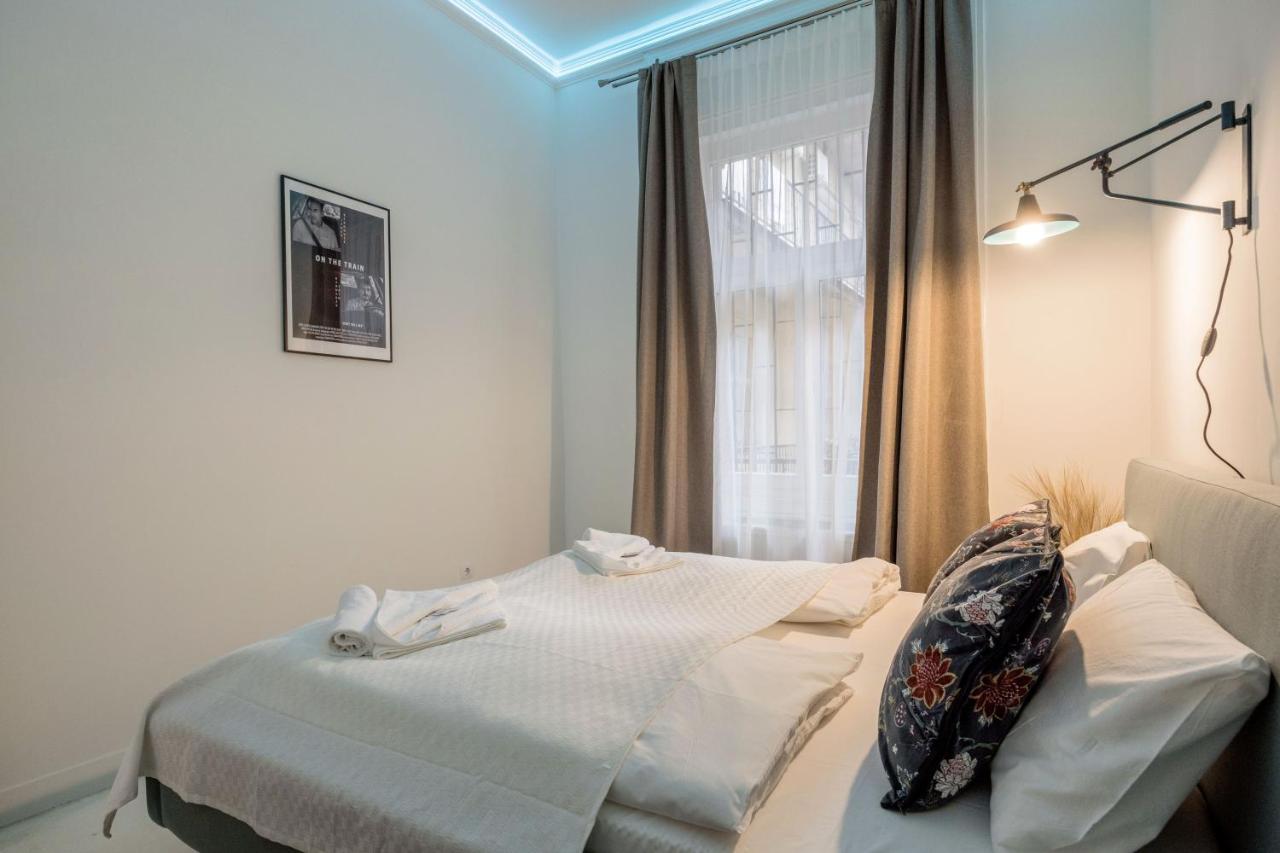 Sunshine Sprint Luxury Apartment Budapest Eksteriør billede